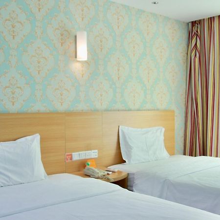 7Days Inn Guangzhou Tianhe Yantang Yue Ken Road Buitenkant foto
