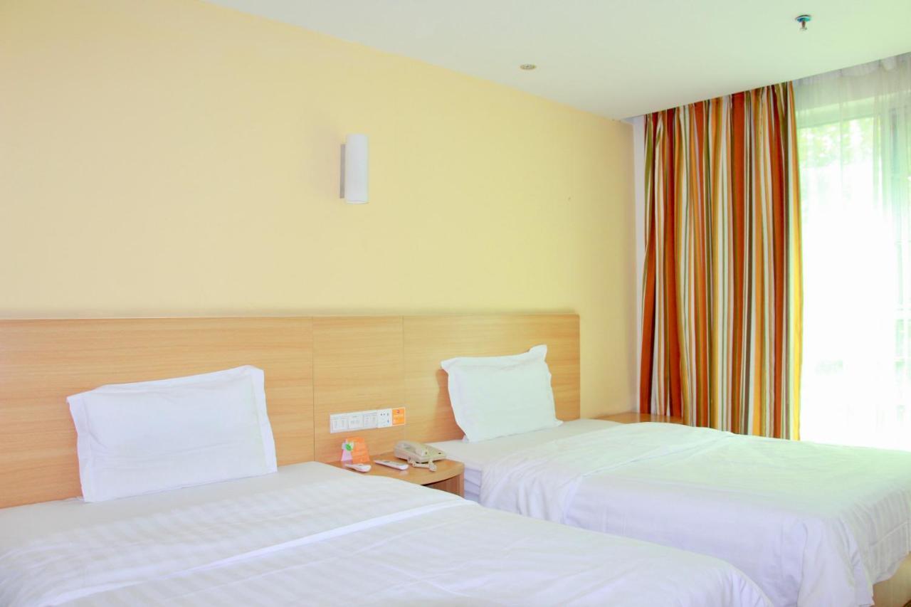 7Days Inn Guangzhou Tianhe Yantang Yue Ken Road Buitenkant foto