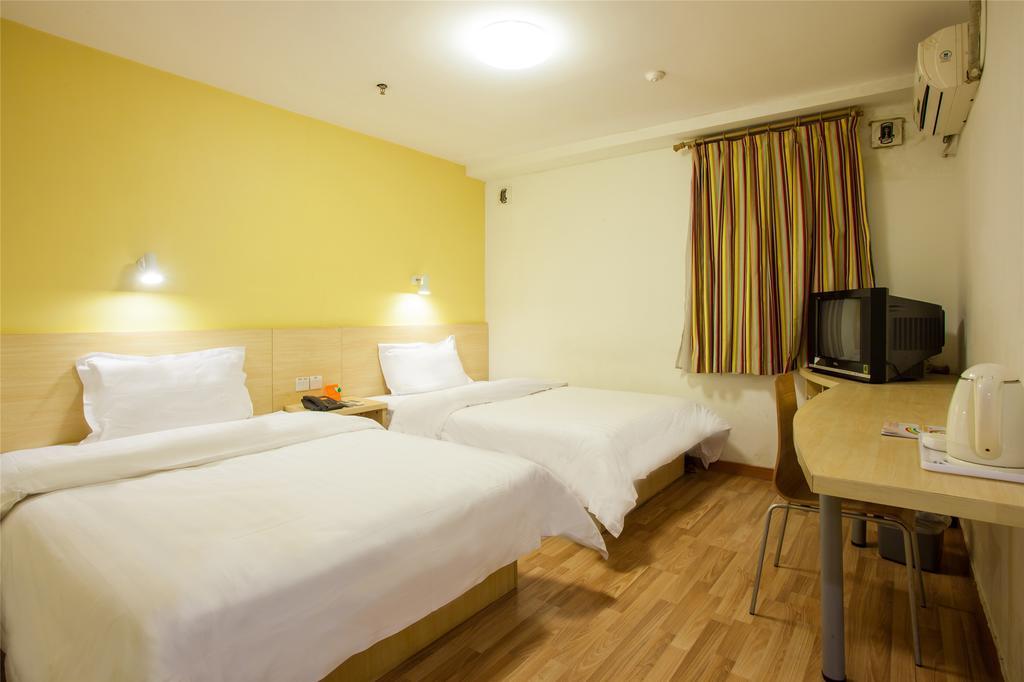 7Days Inn Guangzhou Tianhe Yantang Yue Ken Road Buitenkant foto
